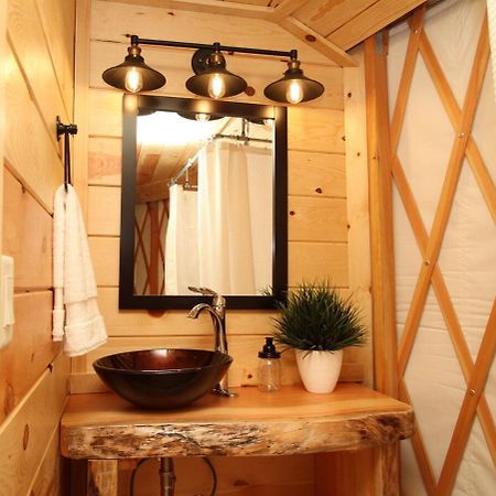 Villa Yurt Overlook #7 With Ac And Private Bath 2 Kings Orderville Exterior foto